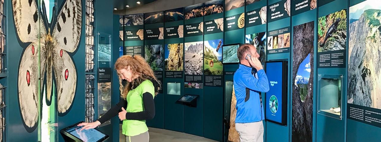 Výstava "Fascinace skálou" v panoramatické věži národního parku Wurbauerkogel