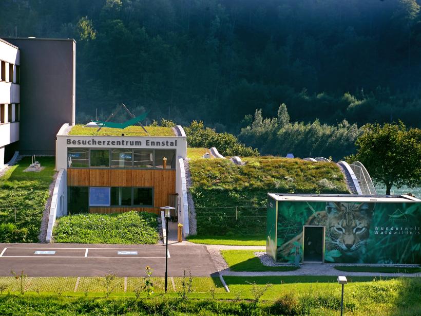 Nationalpark KalkalpenPohled zvenčí na návštěvnické centrum národního parku Enns Valley na adrese .